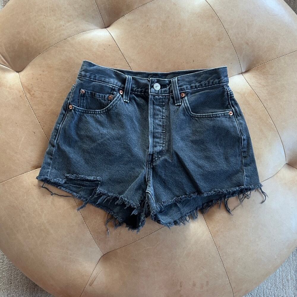 Levis 501 Black Cutoff Shorts Raw Hem Distressed Festival Grunge W28